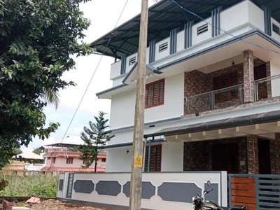 4 bhk new indipentent house for rent tripunithura eroor