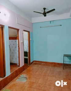 A House 1BHK Available for rent in Dum Dum Metro local