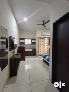 Brokerage free ! Studio Spacious balcony flat for rent near vijaynagar