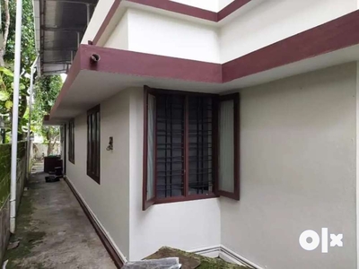 For Bachelors - Independent House - Ample Carparking - Semi Furnished