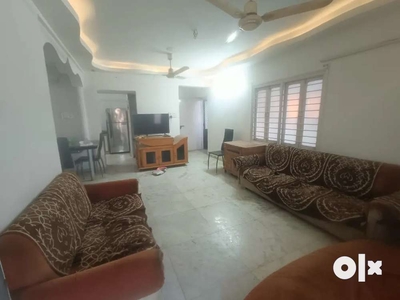 Fully furnished flat for rent in ghatlodia