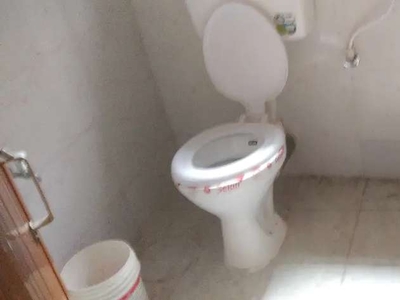 Fully independent 3room g/f tiles floor house hatigaon Running water