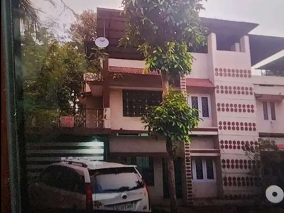 House for Rent at Chavadimukku Junction, Sreekaryam