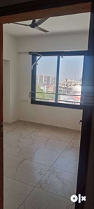 Kitchen Fix 3 Bhk Flat Available For Rent In Motera