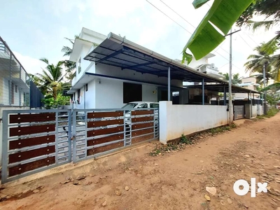 NEWLY 2 BED ROOMS HOUSE FOR RENT IN ALUVA U.C COLLEGE near kottapuram