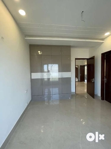 OWNER FREE First floor & Ground floor 3 BHK Available Bank/MNC/Family