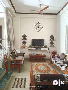 PALACE ORCHARD COVERD CAMPUS 3BHK FLAT FOR SALE