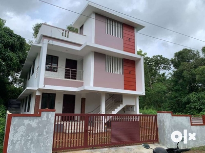 Rent New Premium 2 BHK house at Varadiyam near Salsabeel School