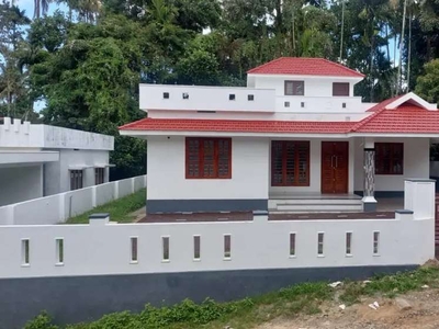 Sulthan bathery 3 km 3 bedroom house