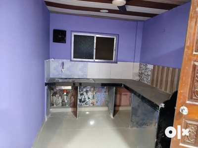 Without Lift 3rd Floor One Bhk Available Rent Near Station Bachelor ok