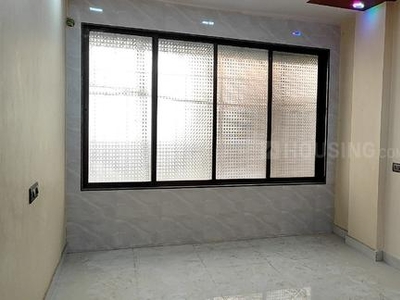 2 BHK Flat for rent in Kamothe, Navi Mumbai - 750 Sqft