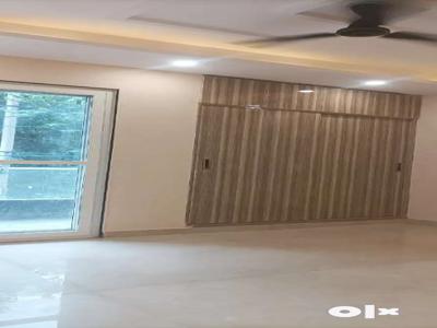 Dhruv gohri !! 2bhk Lift & Parking 2nd Floor available for rent