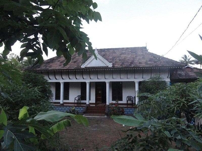 3 BHK House & Villa 2500 Sq.ft. for Sale in Ramavarmapuram, Thrissur
