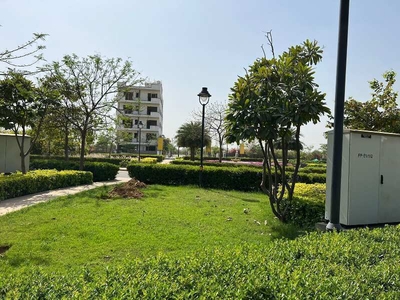 411 Sq. Yards Residential Plot for Sale in Sector 92 Gurgaon