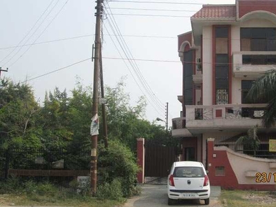 5 BHK House & Villa 240 Sq. Meter for Sale in Sector 23 Noida