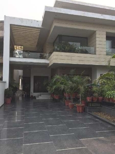 6 BHK House 6000 Sq.ft. for Sale in Race Course Road, Amritsar