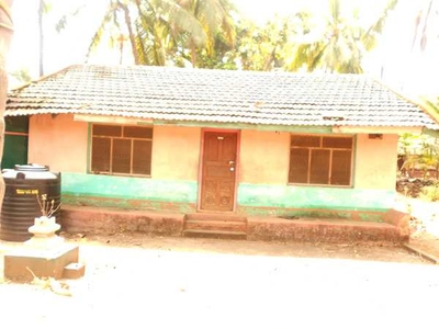 House 1300 Sq.ft. for Sale in Karwar, Uttara Kannada