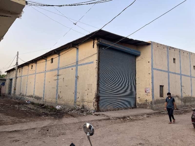Warehouse 1100 Sq. Yards for Sale in