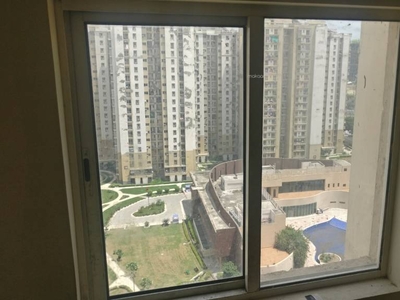 1070 sq ft 3 BHK 2T Apartment for sale at Rs 42.00 lacs in Paras Tierea in Sector 137, Noida