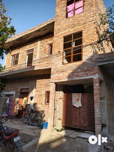 700 sq ft house available in sector 16 A