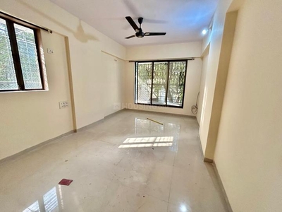 2 BHK Flat for rent in Borivali West, Mumbai - 1000 Sqft