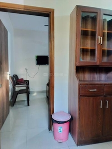 1 BHK Flat for rent in Sarita Vihar, New Delhi - 500 Sqft