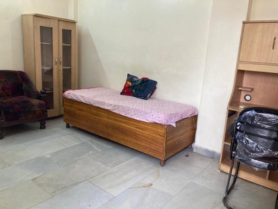 1 RK Flat for rent in Karol Bagh, New Delhi - 150 Sqft