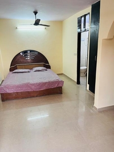 1 RK Flat for rent in Paschim Vihar, New Delhi - 380 Sqft
