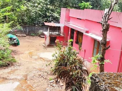 10 cent land with house for urgent sale