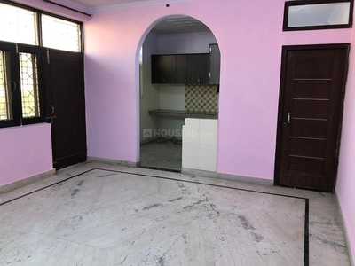 2 BHK Independent House for rent in Preet Vihar, New Delhi - 900 Sqft