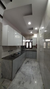 3 BHK Flat for rent in Pitampura, New Delhi - 800 Sqft