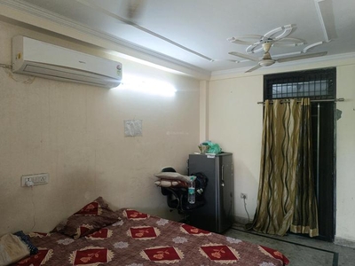 1 BHK Flat for rent in Moti Bagh, New Delhi - 400 Sqft