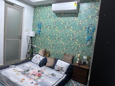 1 BHK Independent House for rent in Krishna Nagar, New Delhi - 300 Sqft