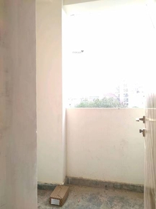 1100 sq ft 2 BHK 2T Completed property Apartment for sale at Rs 33.50 lacs in Project in Sector 73, Noida