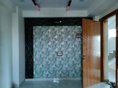 1475 sq ft 3 BHK 2T Completed property Apartment for sale at Rs 44.50 lacs in Project in Sector 73, Noida