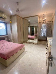 2 BHK Flat for rent in Dadar West, Mumbai - 825 Sqft
