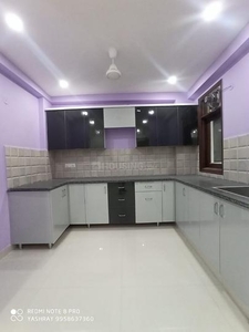 2 BHK Independent Floor for rent in Freedom Fighters Enclave, New Delhi - 880 Sqft