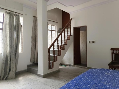 2 BHK Independent House for rent in Sector 2 Rohini, New Delhi - 850 Sqft