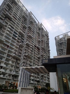 2070 sq ft 3 BHK Completed property Apartment for sale at Rs 2.90 crore in Prateek Edifice in Sector 107, Noida