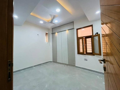 950 sq ft 2 BHK 2T Completed property Apartment for sale at Rs 34.58 lacs in Project in Sector 73, Noida