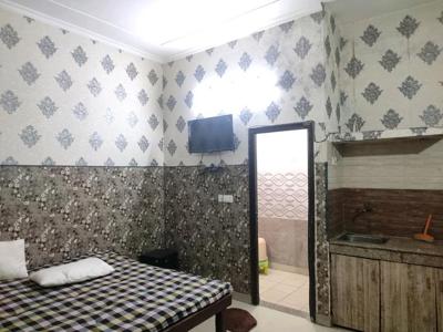 1 RK Flat for rent in Sector 44, Noida - 225 Sqft