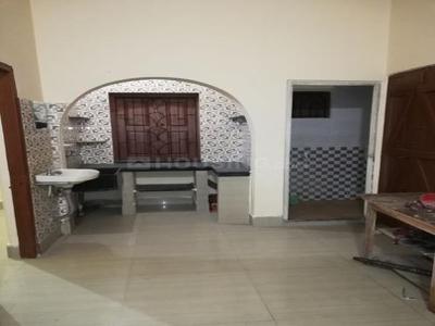 2 BHK Flat for rent in Salt Lake City, Kolkata - 450 Sqft