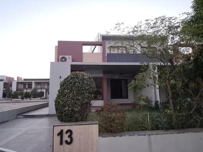 2 BHK Villa for rent in Kasindra, Ahmedabad - 1800 Sqft