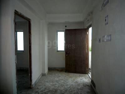 1 BHK Flat / Apartment For SALE 5 mins from Lake Town