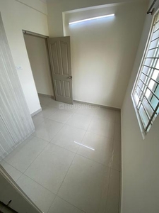 1 BHK Flat for rent in S.G. Palya, Bangalore - 725 Sqft