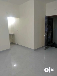 1BHK room available with 24X7 water supply