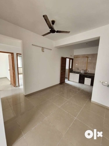 3bhk spacious apartment prime location Ring Road Connected