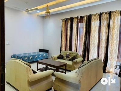 9bhk(onwerfree)kothi available fully furnished by kharar bus stand