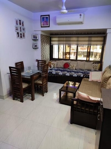 1 BHK Flat for rent in Kandivali East, Mumbai - 560 Sqft