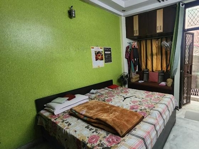 2 Bedroom 90 Sq.Mt. Builder Floor in Shakti Khand Iii Ghaziabad